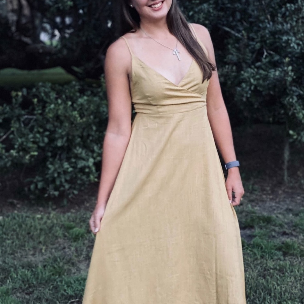 Eesome Mustard Midi Dress